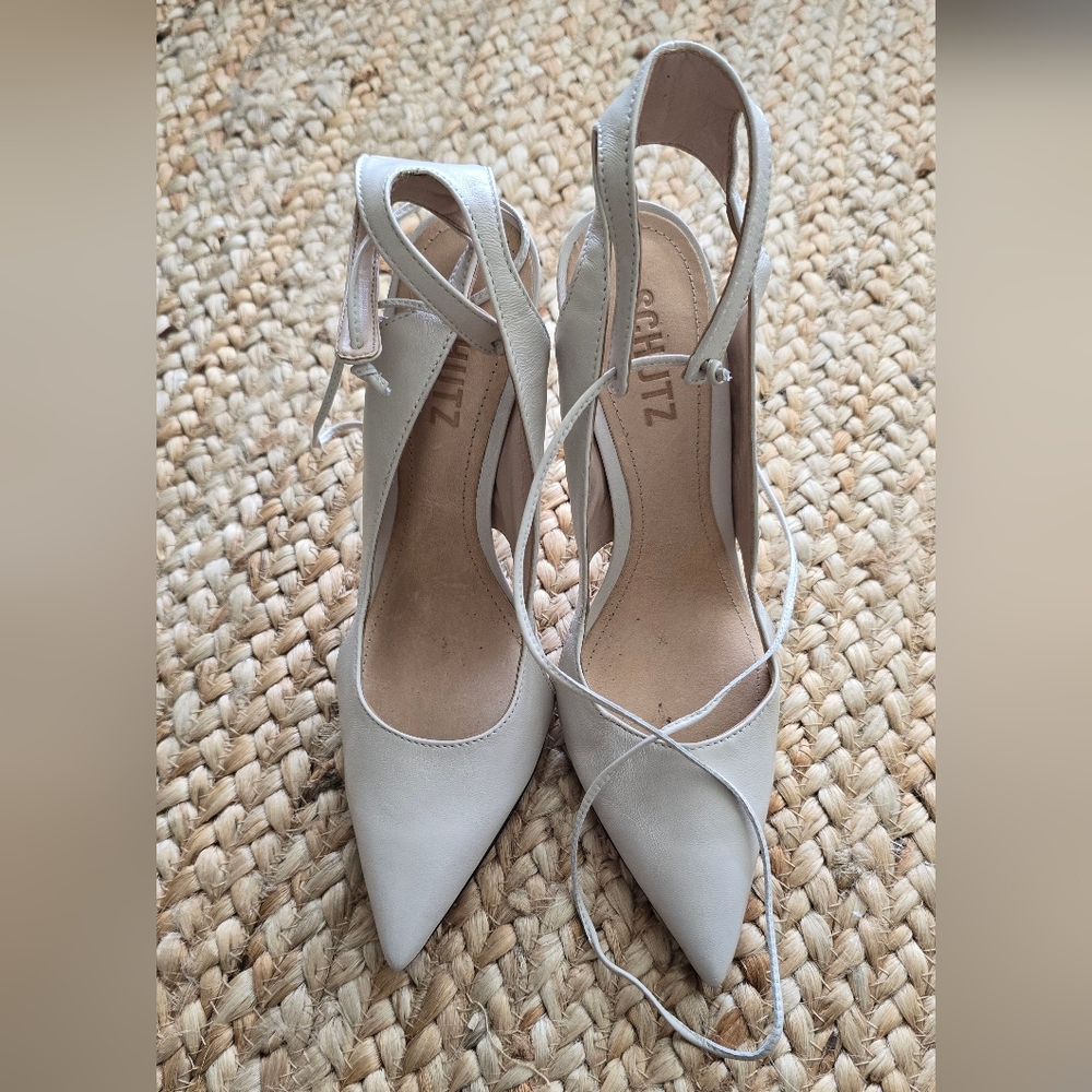 Schutz pumps